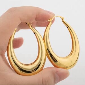 18k  Gold Hoop Earrings for Women - Bold thick Crescent Design